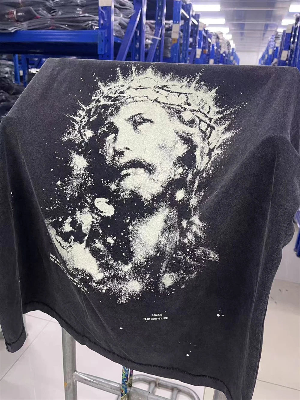 Saint JESUS Night Light Destruction distressed printed short sleeved T-shirt T Shirt Men Women T Shirt Top Tees