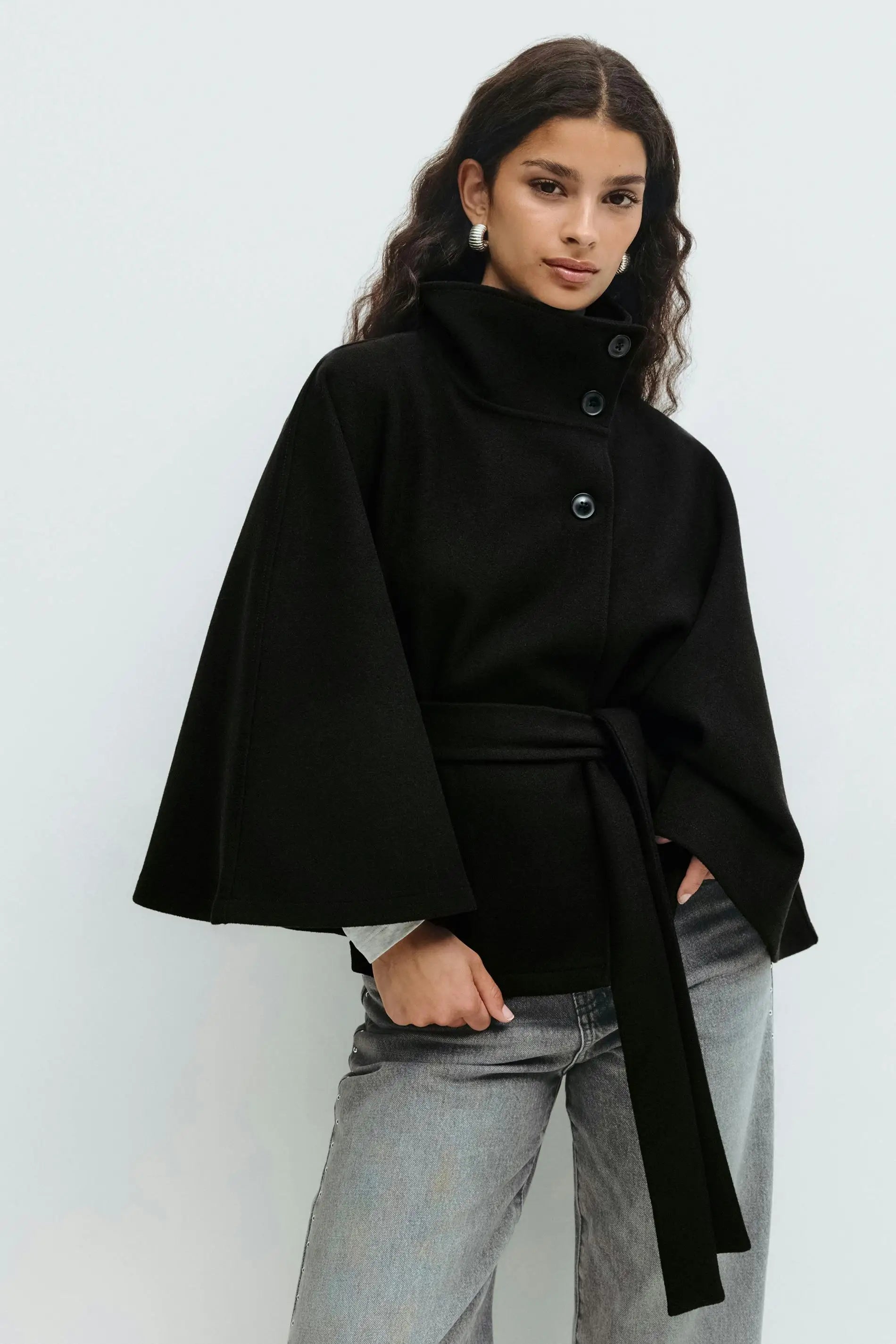 Elegant vintage Cape Coat Fashion Loose Stand Neck Belt Single Breasted Female Streetwear 2025 Autumn Winter Casual Lady Outwear