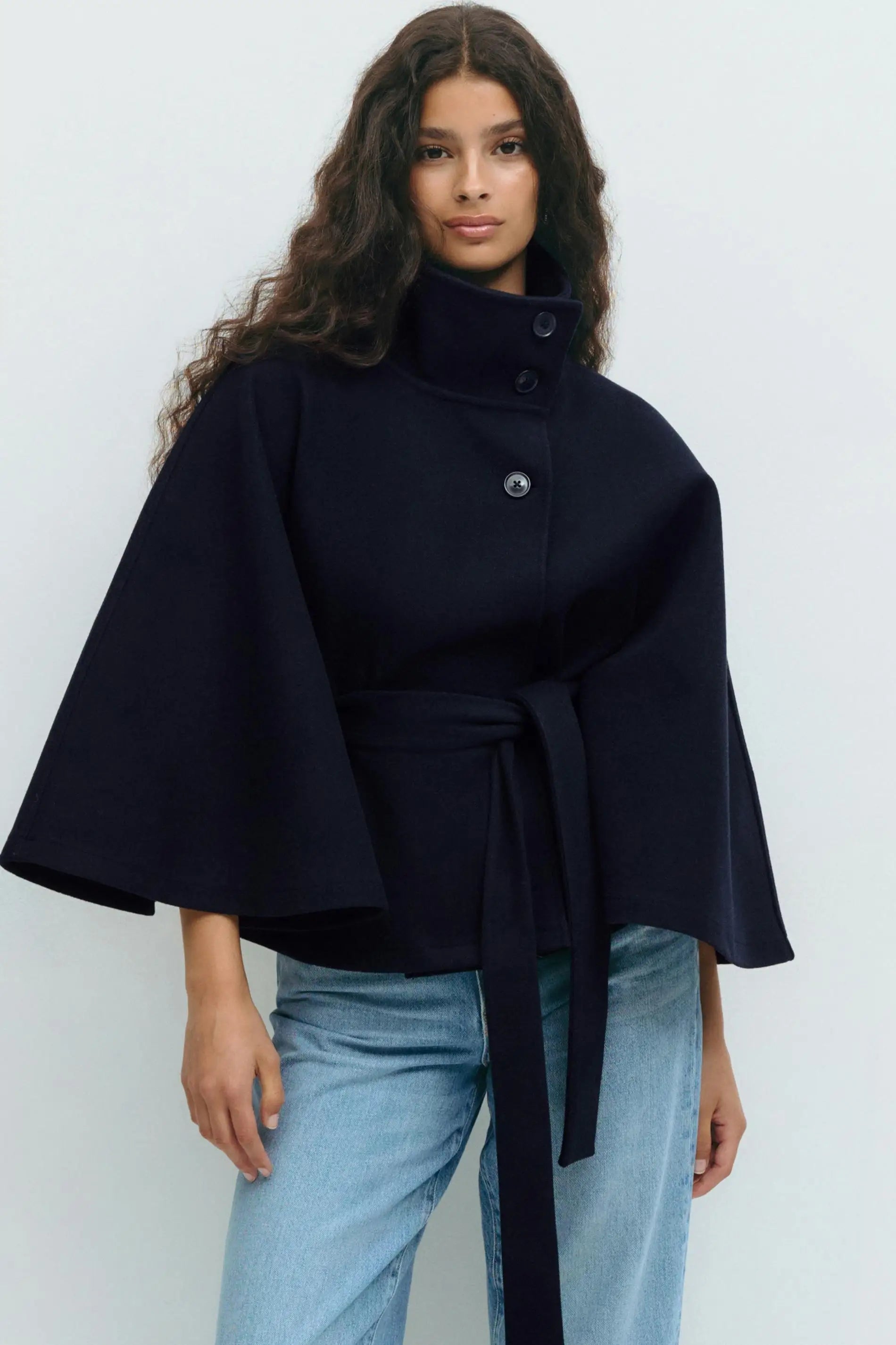 Elegant vintage Cape Coat Fashion Loose Stand Neck Belt Single Breasted Female Streetwear 2025 Autumn Winter Casual Lady Outwear